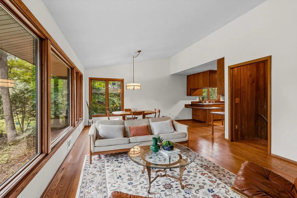 1200 Hallam Avenue Mahtomedi, MN 55115