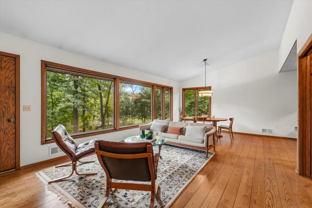 1200 Hallam Avenue Mahtomedi, MN 55115