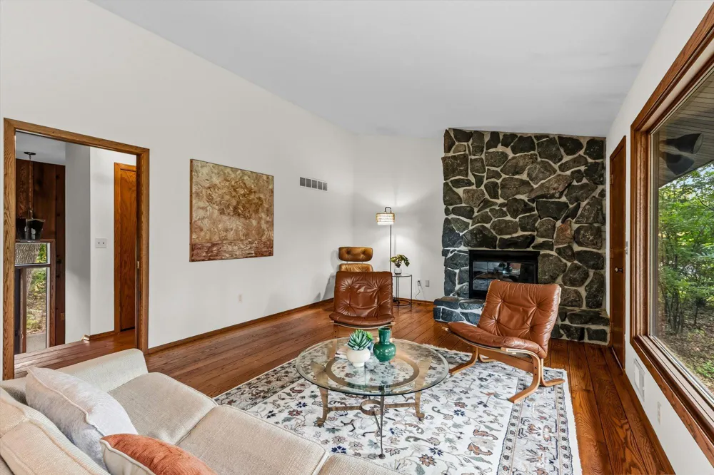 1200 Hallam Avenue Mahtomedi, MN 55115