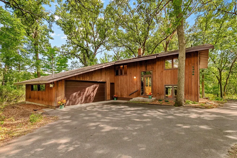 1200 Hallam Avenue Mahtomedi, MN 55115