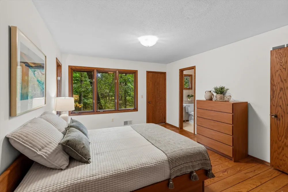 1200 Hallam Avenue Mahtomedi, MN 55115