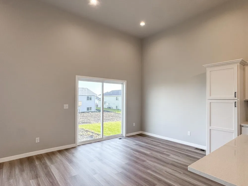 1105 Jill Drive W West Fargo, ND 58078