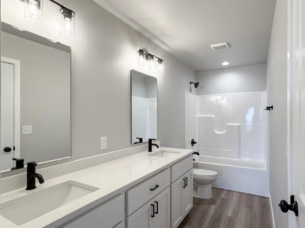 1105 Jill Drive W West Fargo, ND 58078