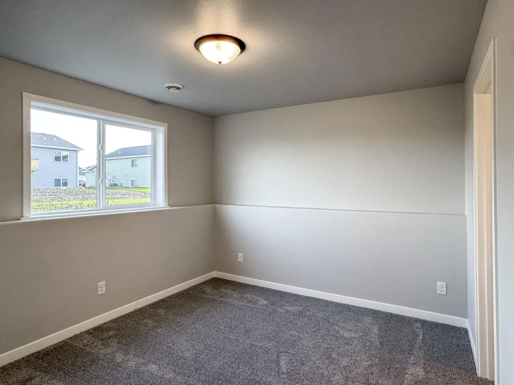 1105 Jill Drive W West Fargo, ND 58078