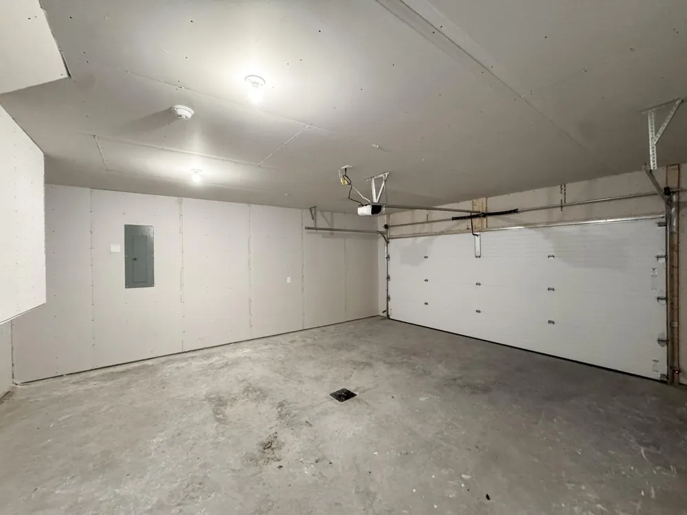1105 Jill Drive W West Fargo, ND 58078