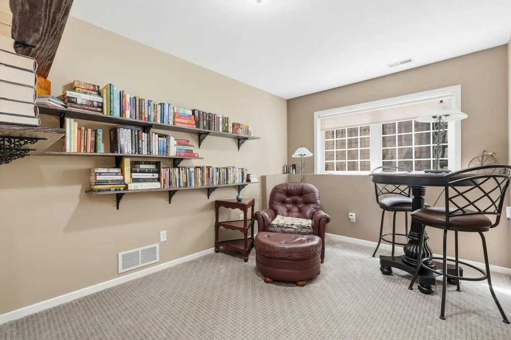 8442 Burlwood Drive Chanhassen, MN 55317