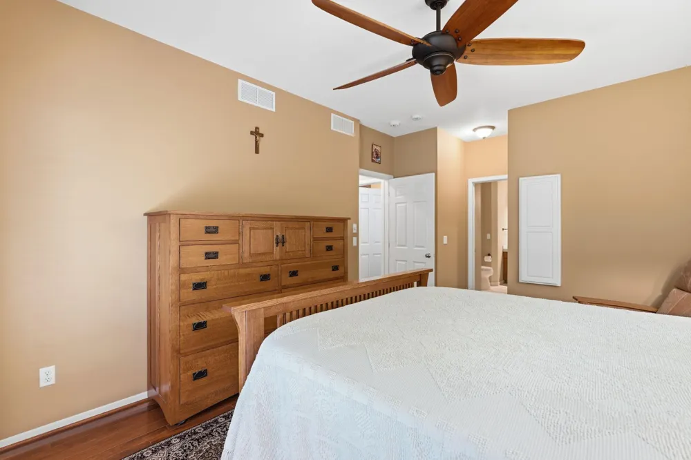 8442 Burlwood Drive Chanhassen, MN 55317