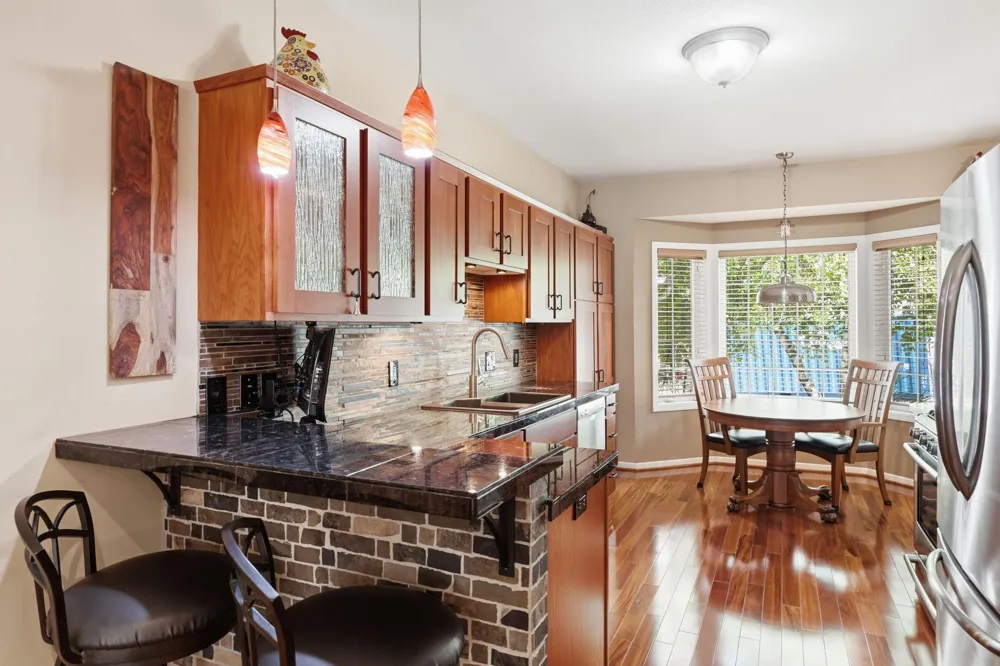 8442 Burlwood Drive Chanhassen, MN 55317