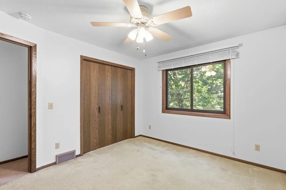 10828 Butternut Street NW Coon Rapids, MN 55448