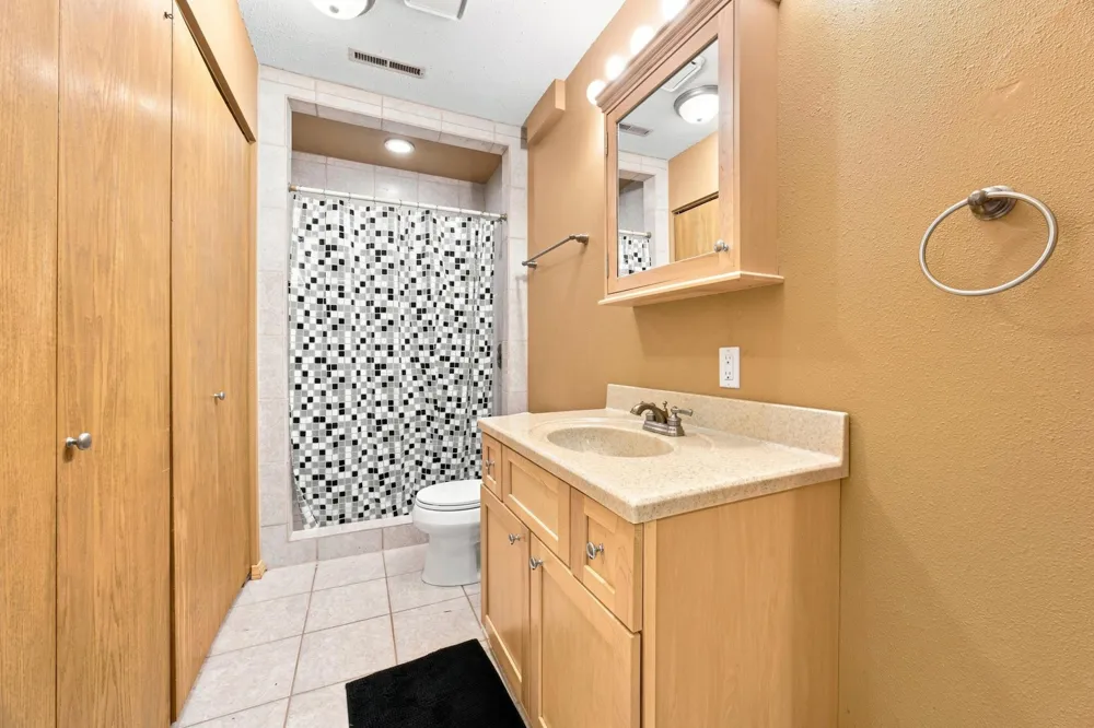 1513 28th Avenue S Fargo, ND 58103