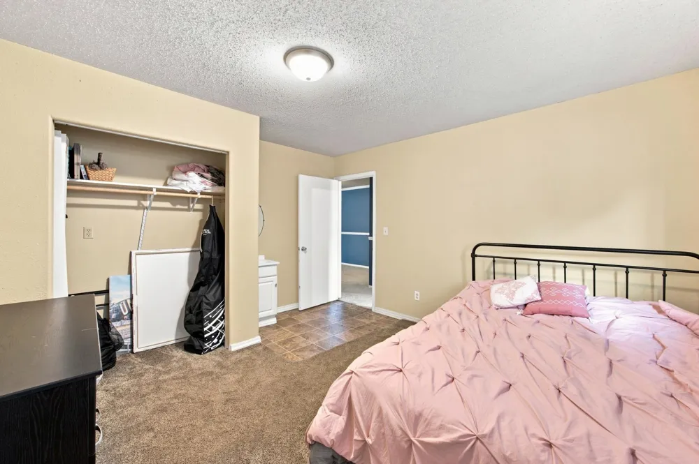 1513 28th Avenue S Fargo, ND 58103
