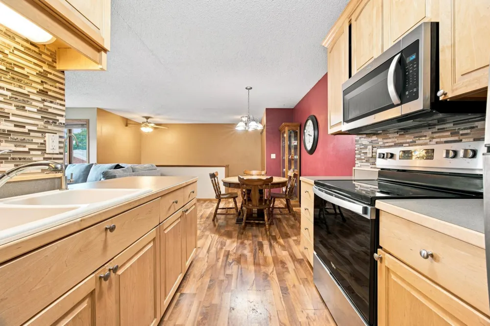 1513 28th Avenue S Fargo, ND 58103
