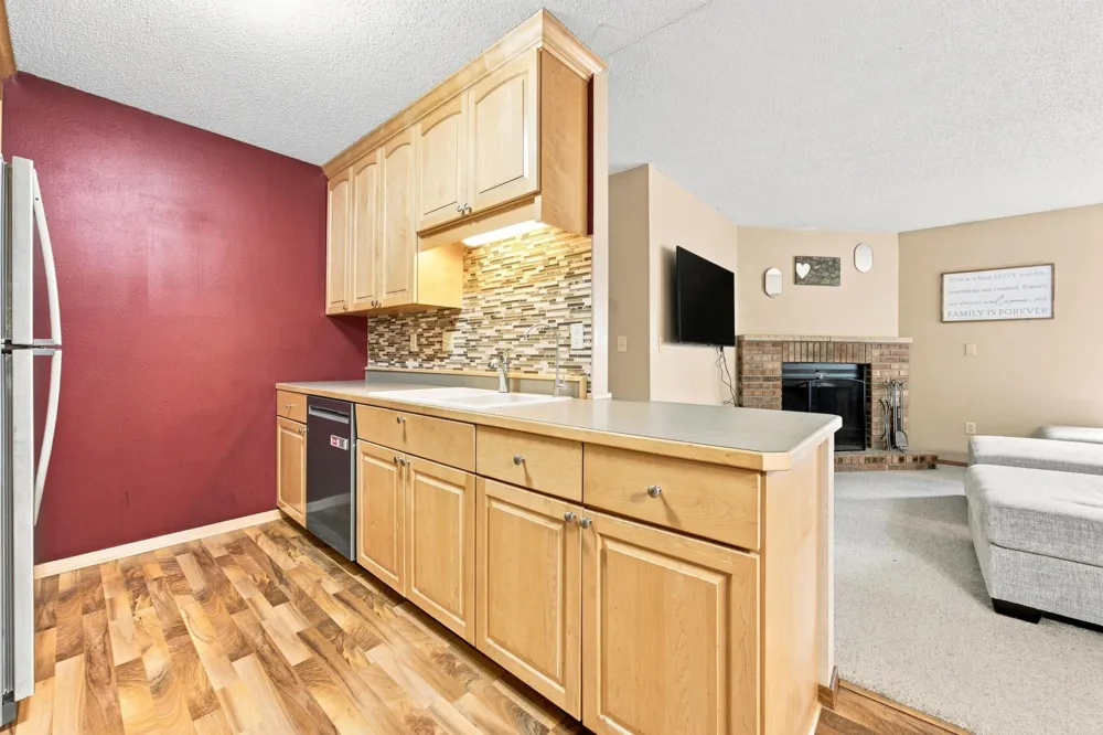 1513 28th Avenue S Fargo, ND 58103