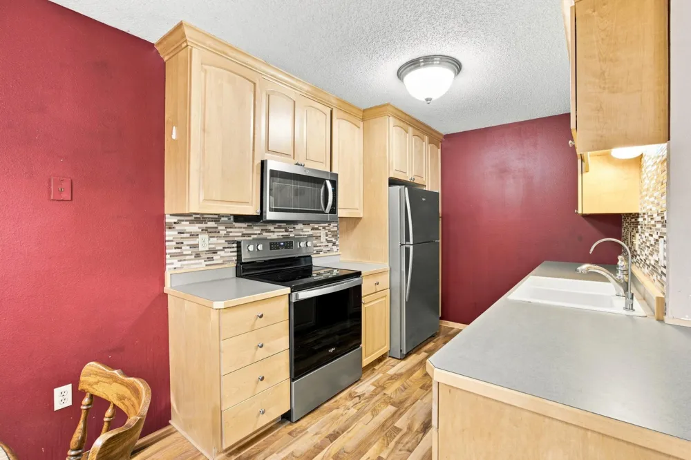 1513 28th Avenue S Fargo, ND 58103