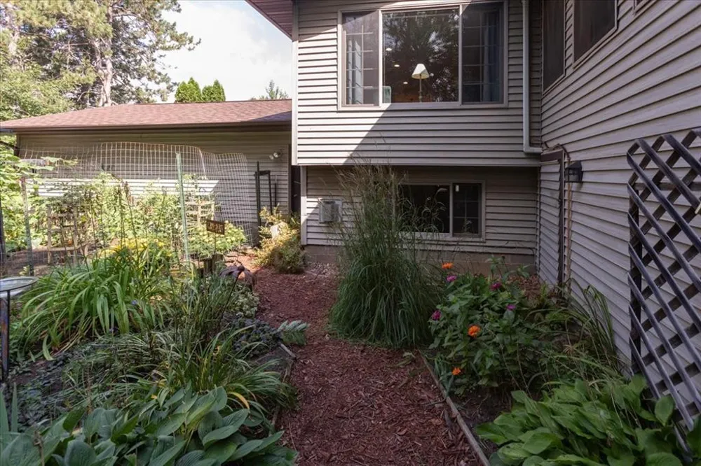 E4540 461st Avenue Menomonie, WI 54751
