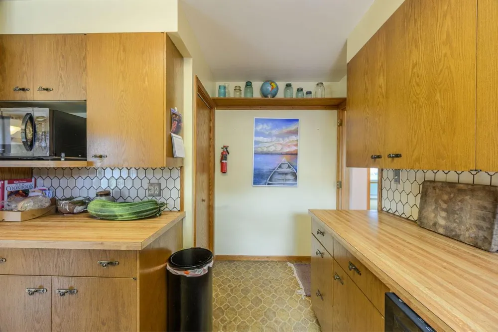 716 5th Street S Virginia, MN 55792