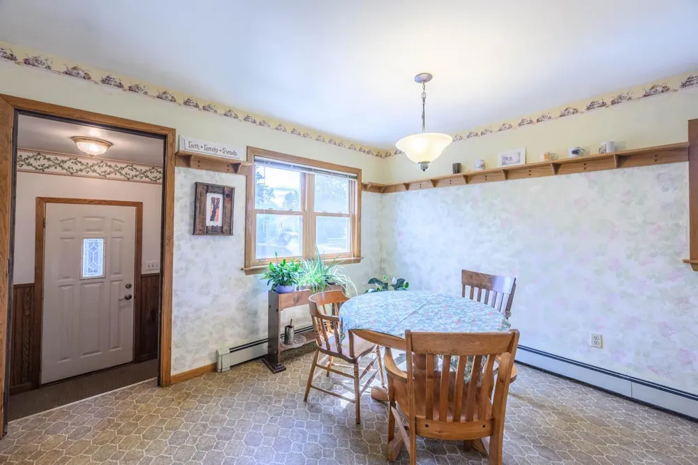 716 5th Street S Virginia, MN 55792