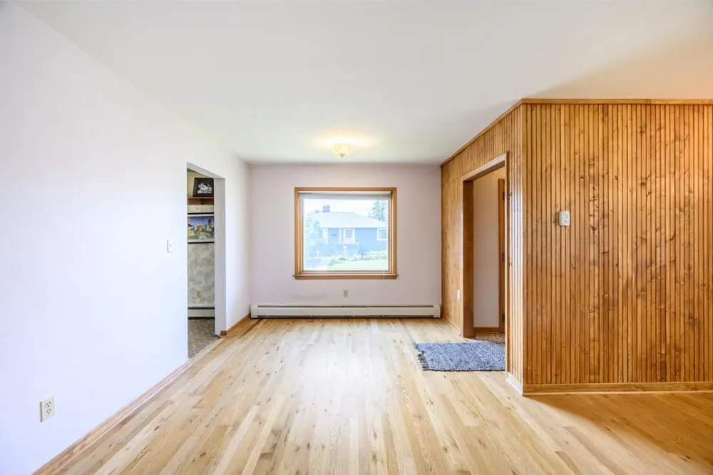 716 5th Street S Virginia, MN 55792