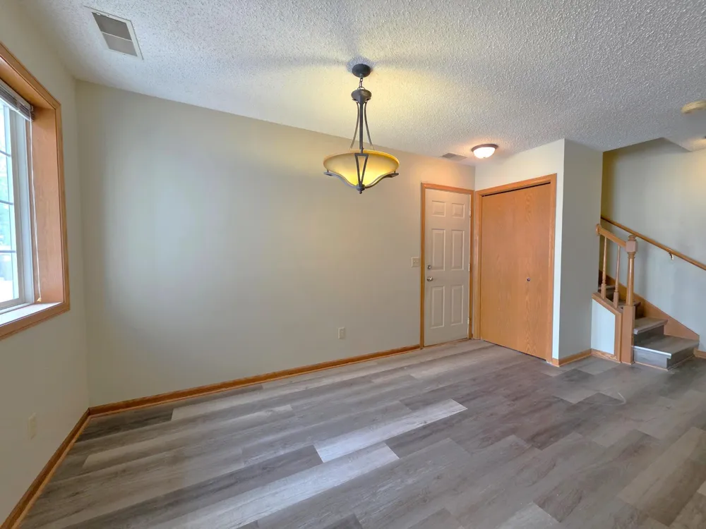 7256 Brittany Lane #34 Inver Grove Heights, MN 55076