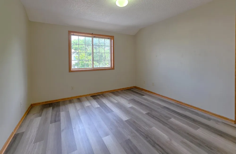 7256 Brittany Lane #34 Inver Grove Heights, MN 55076