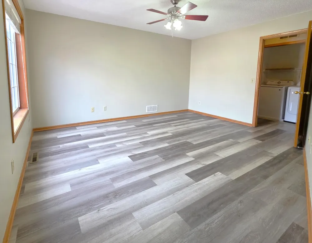 7256 Brittany Lane #34 Inver Grove Heights, MN 55076