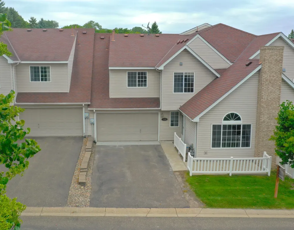 7256 Brittany Lane #34 Inver Grove Heights, MN 55076
