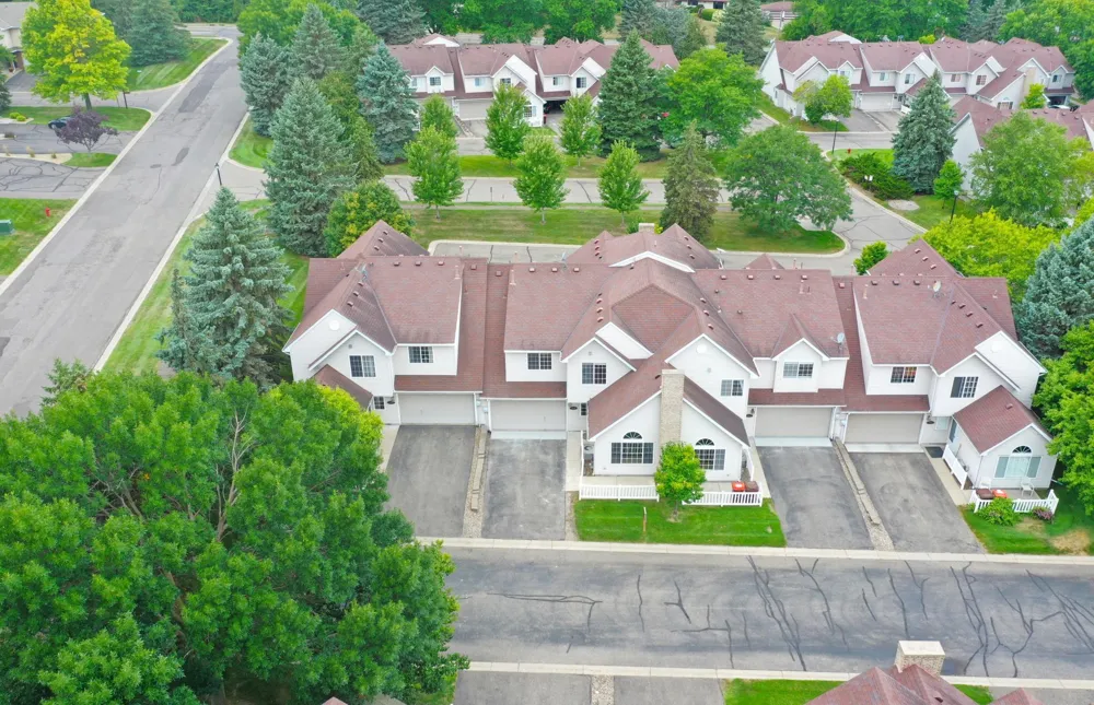 7256 Brittany Lane #34 Inver Grove Heights, MN 55076