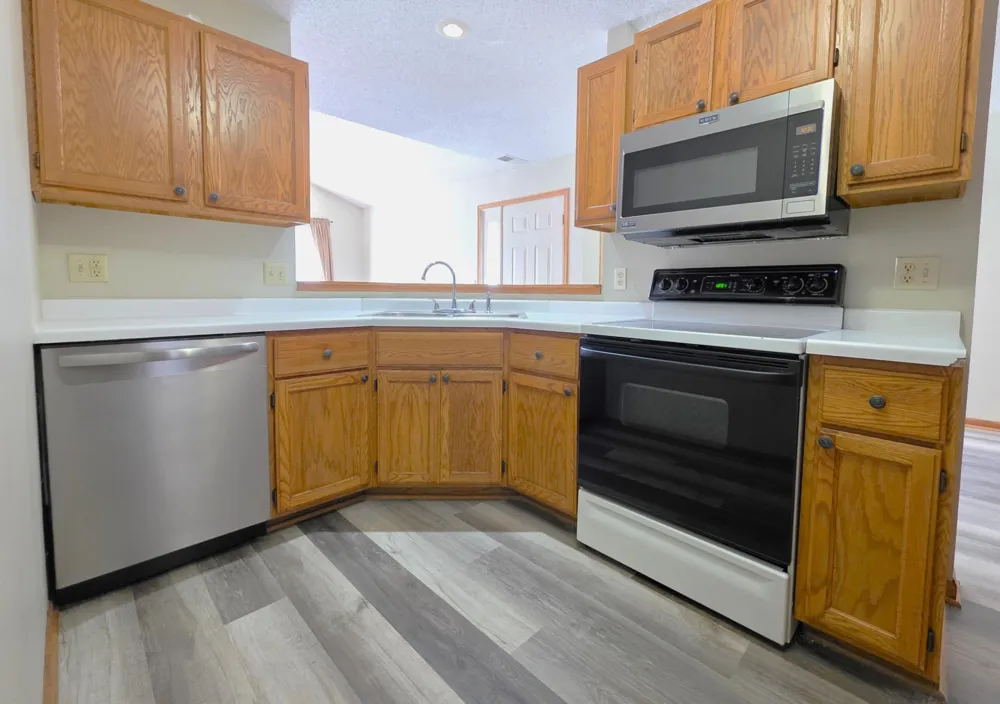 7256 Brittany Lane #34 Inver Grove Heights, MN 55076