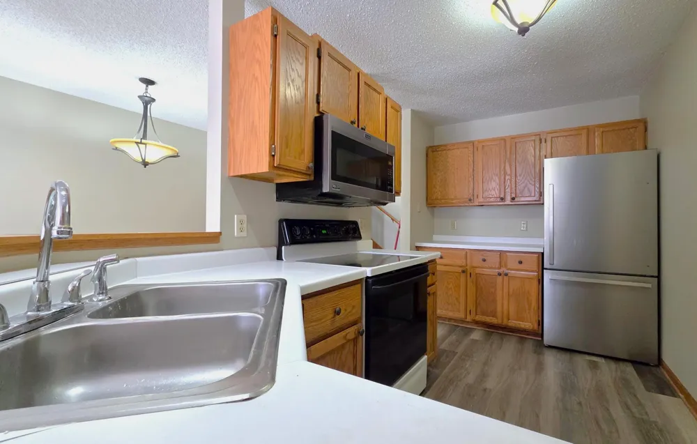 7256 Brittany Lane #34 Inver Grove Heights, MN 55076
