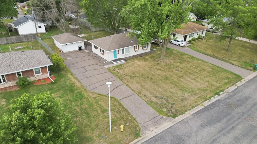11550 Kumquat Street NW Coon Rapids, MN 55448