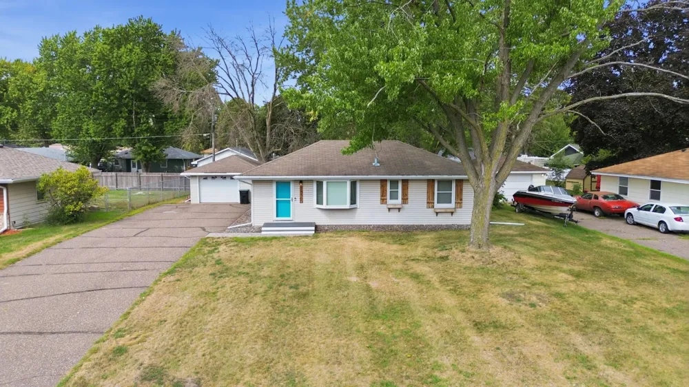 11550 Kumquat Street NW Coon Rapids, MN 55448