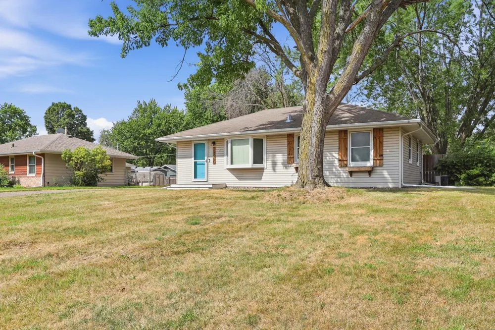 11550 Kumquat Street NW Coon Rapids, MN 55448