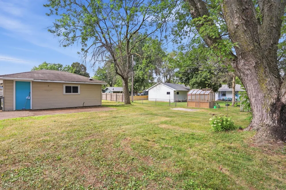 11550 Kumquat Street NW Coon Rapids, MN 55448