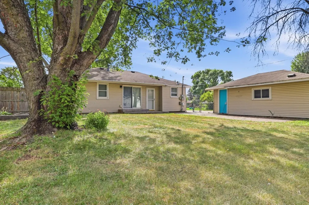 11550 Kumquat Street NW Coon Rapids, MN 55448