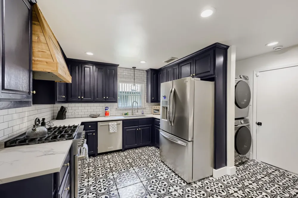 3042 Oxfordshire Lane Farmers Branch, TX 75234