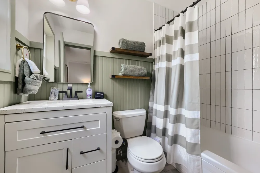 3042 Oxfordshire Lane Farmers Branch, TX 75234