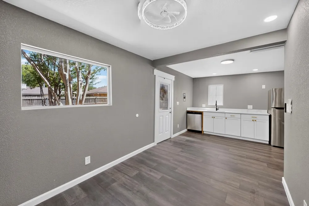 429 S Walker Street Mesquite, TX 75149