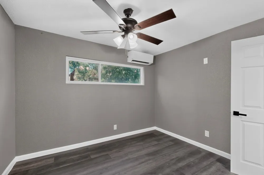 429 S Walker Street Mesquite, TX 75149