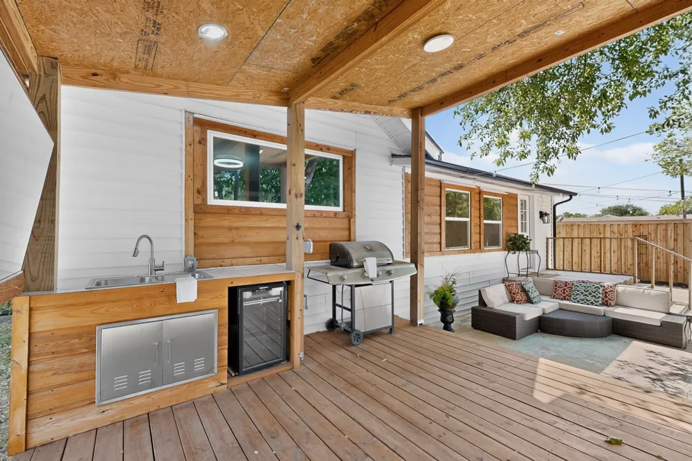 429 S Walker Street Mesquite, TX 75149