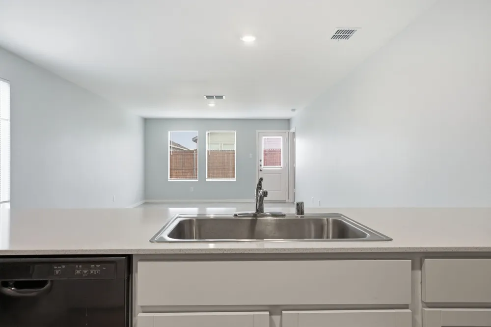 225 Poplar Place Wilmer, TX 75172