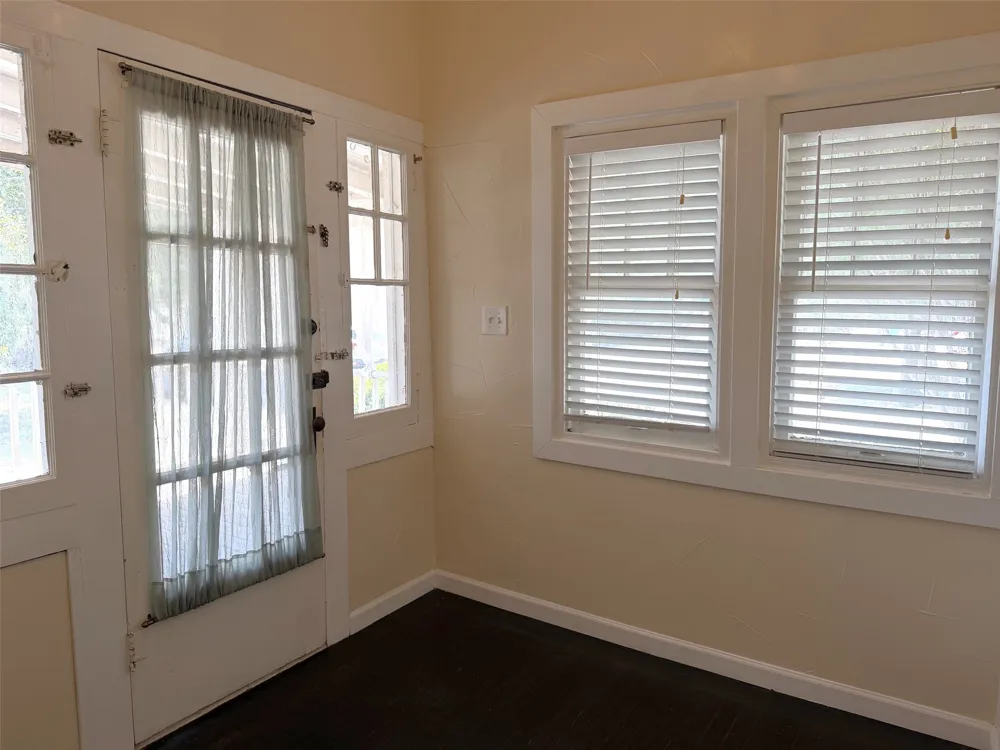 912 Oakland Street Denton, TX 76201
