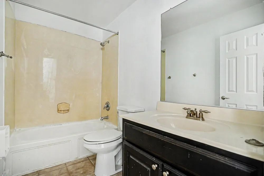 3023 Riverwood Lane Grand Prairie, TX 75052