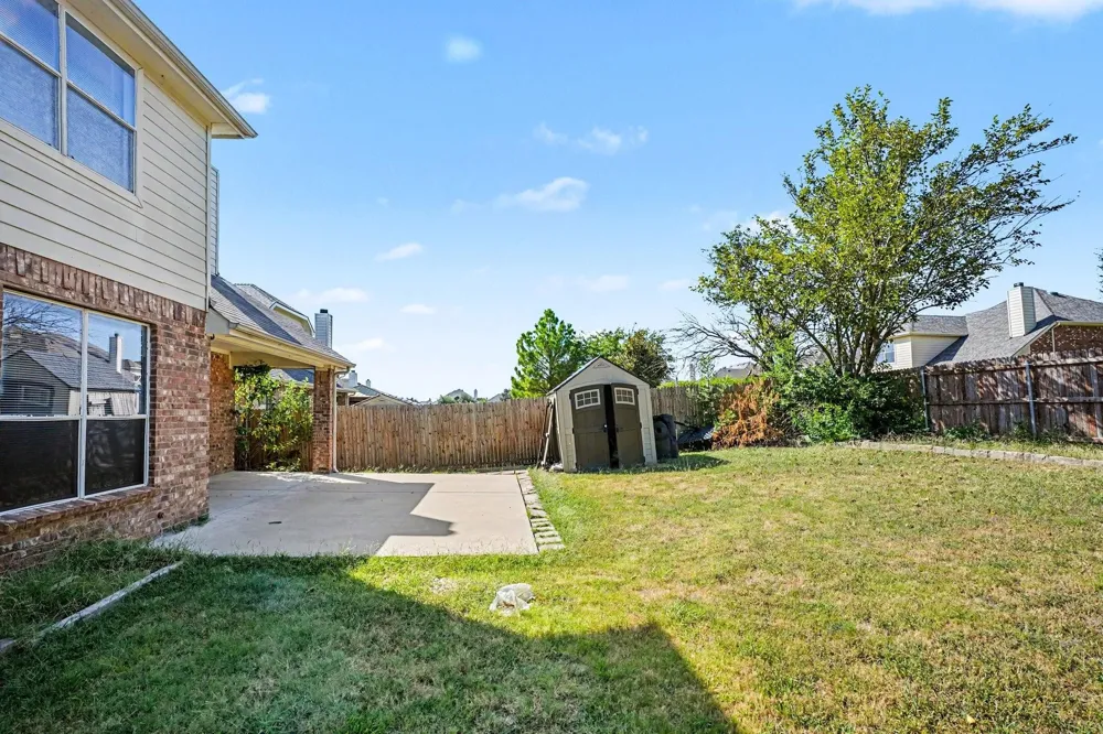 3023 Riverwood Lane Grand Prairie, TX 75052