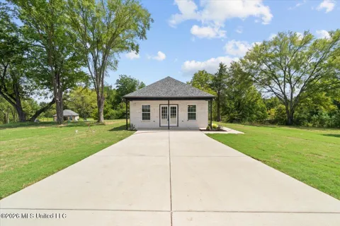 43 Mockingbird Road