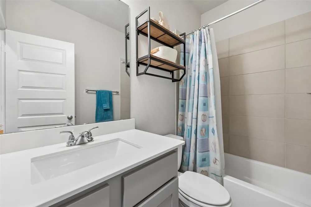 9230 Eckert Road Iowa Colony, TX 77583