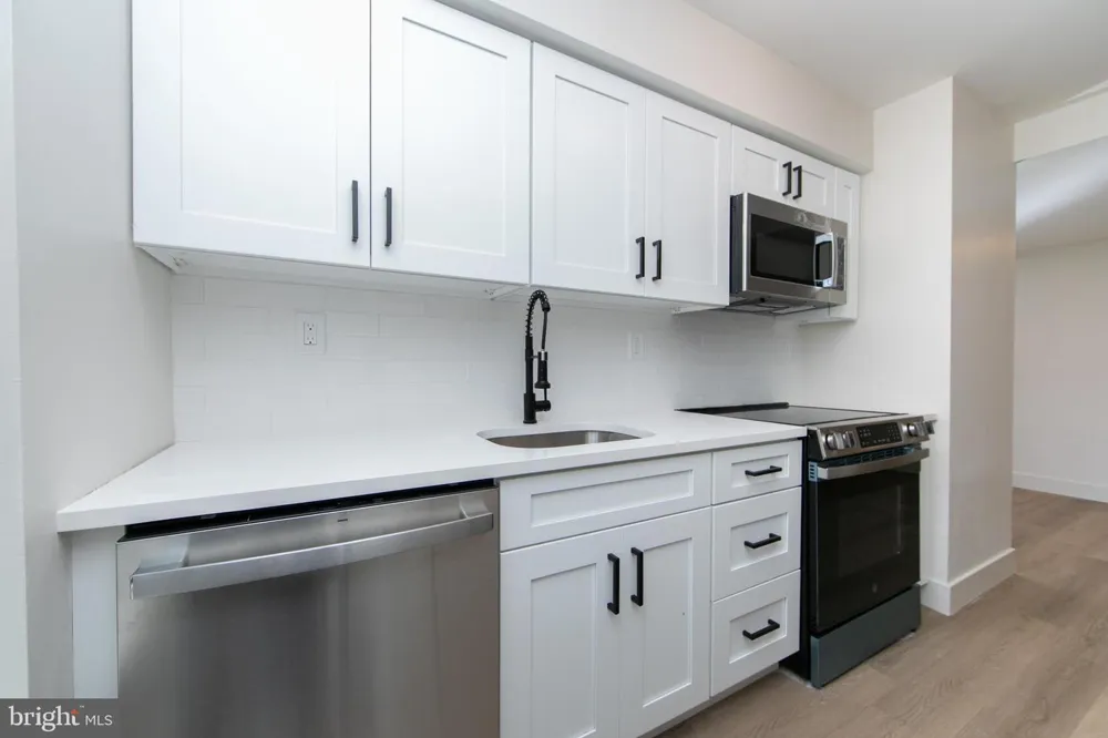 2040 HARBOUR DRIVE Palmyra, NJ 08065