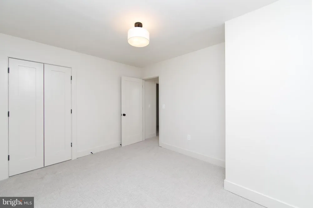 2040 HARBOUR DRIVE Palmyra, NJ 08065