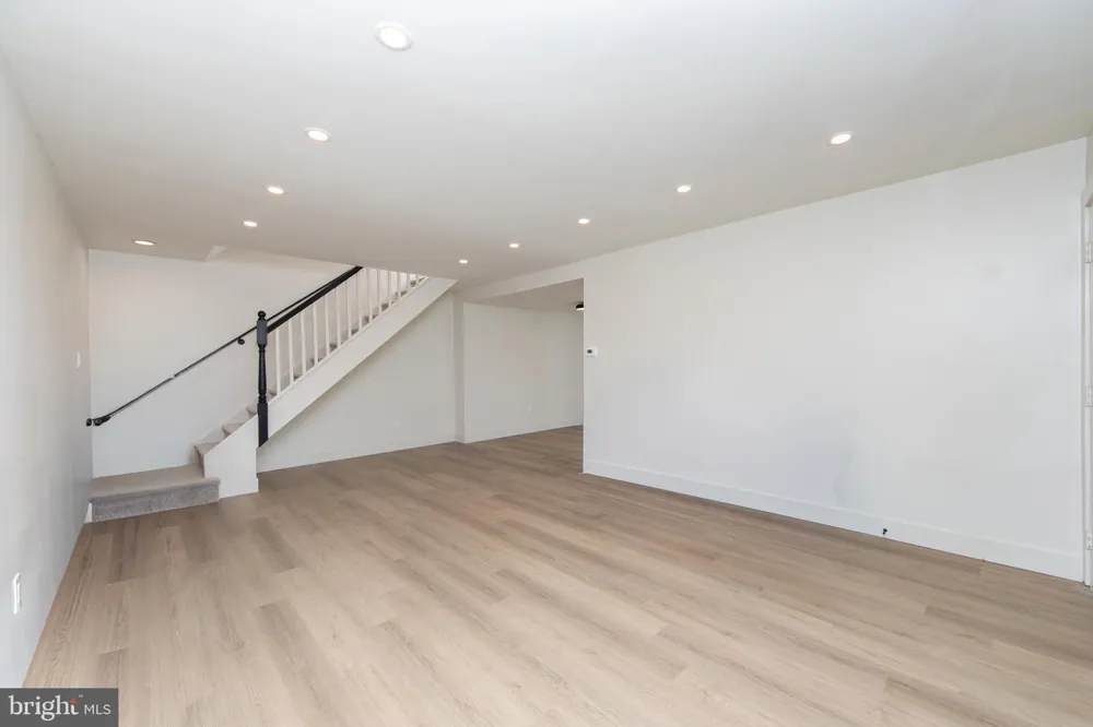 2040 HARBOUR DRIVE Palmyra, NJ 08065