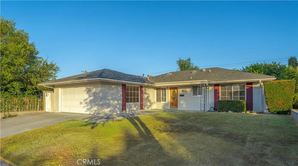 23051 Cavanaugh Road Lake Forest, CA 92630