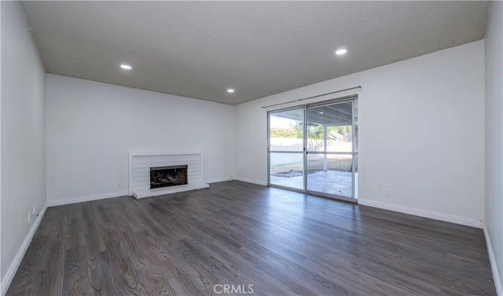 23051 Cavanaugh Road Lake Forest, CA 92630